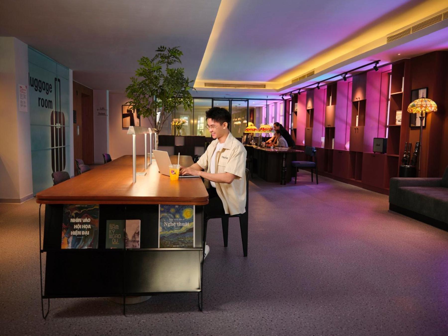 M Village Tao Dan Park Khách sạn 4*